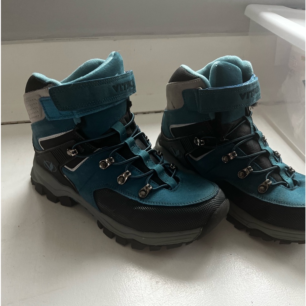 Men’s snow boots, size 40 EU, gently worn